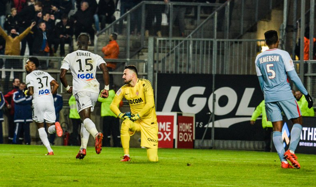 Амьен выбрался из зоны вылета, twitter.com/AmiensSC