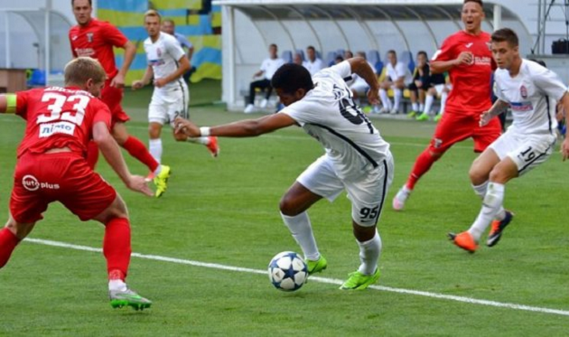 Верес в меньшинстве сумел отстоять ничью с Зарей