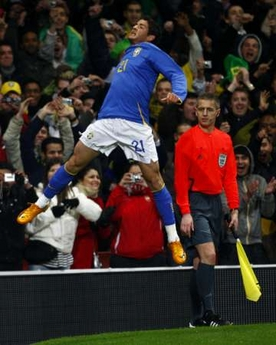 Радость Пато, AP