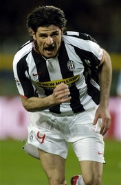 Винченцо Яквинта, АР