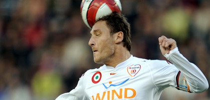 Тотти забил, но победу не принес, AFP