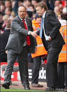 Рафаэль Бенитес и Дэвид Мойес после матча