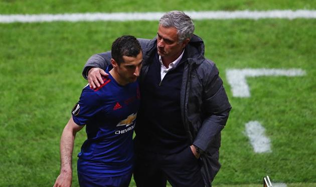 Мхитарян и Моуриньо, getty images