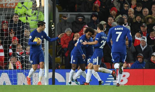 Виллиан празднует гол, фото: twitter.com/ChelseaFC