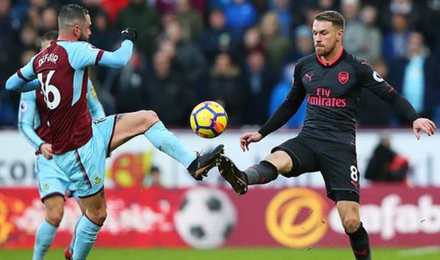 стивен дефур и аарон рэмси, getty images