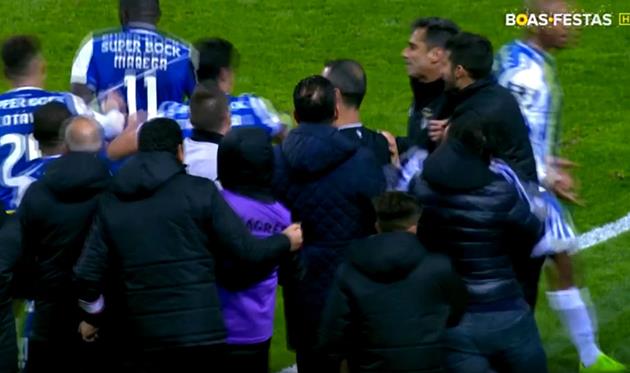 Скриншот фк бенфика