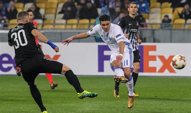 Жуниор Мораес, Олег Батрак