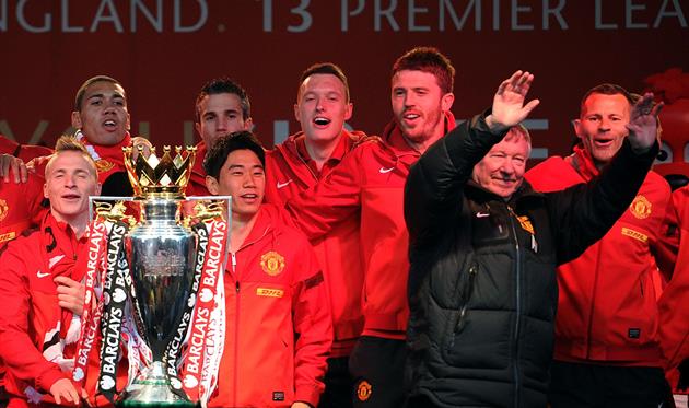 Сэр Алекс Фергюсон выиграл с МЮ последний чемпионский титул в 2013 году, Getty Images