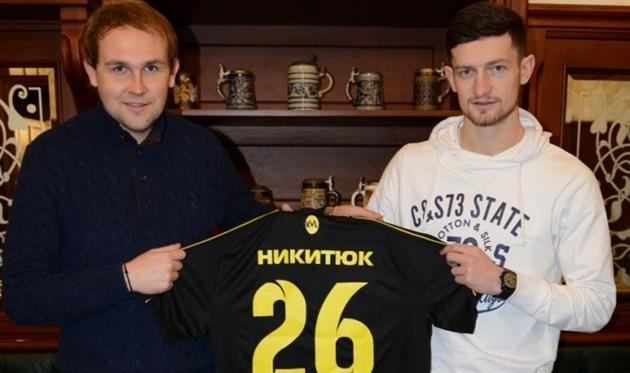 Роман Никитюк (справа), ФК Рух