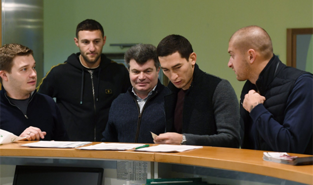 Футболисты Шахтера собрались в Киеве для медицинского обследования, фото ФК Шахтер