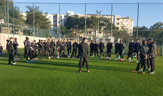 Заря до отъезда в Турцию уже успела провести втягивающий сбор, фото ФК Заря