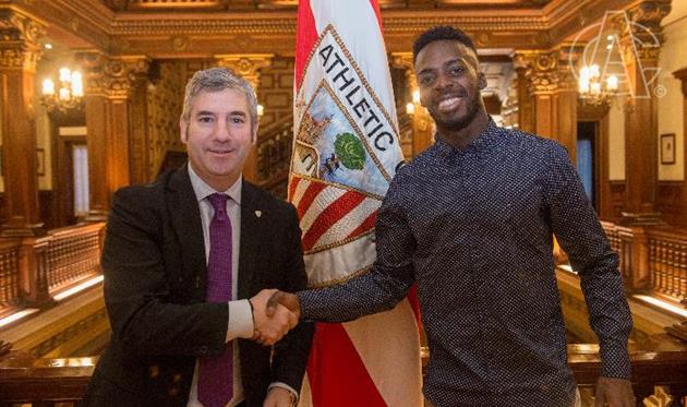 Иньяки Вильямс (справа), ФК Атлетик