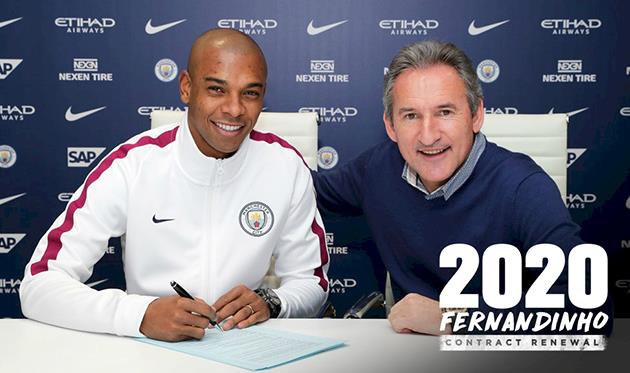 Фернандиньо, фото фк манчестер сити