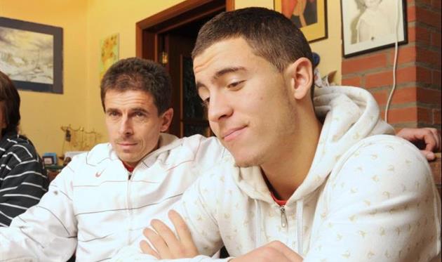 Азар с отцом