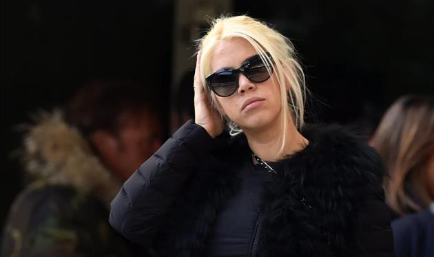 Ванда Нара, жена и агент Икарди, прибыла в Мадрид по работе