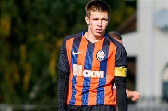 Александр Пихаленок, фк шахтер