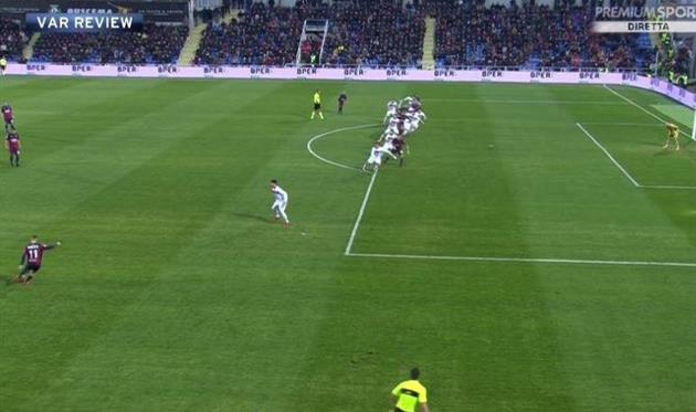 Тренер Кротоне: Судья перепутал, кто атакует, а кто защищается