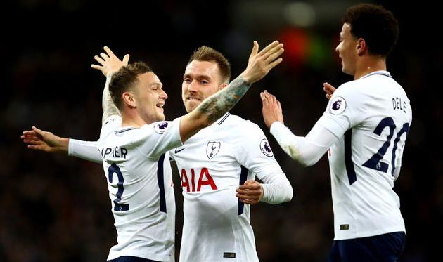 Радость игроков Тоттенхэма, twitter.com/spursofficial