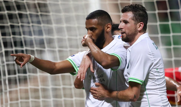 Моханада Асери празднует гол, twitter.com/ALAHLI_FC