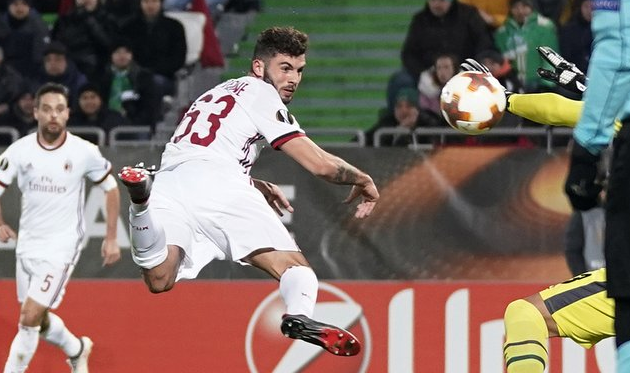 Патрик Кутроне открыл счет в матче, twitter.com/acmilan