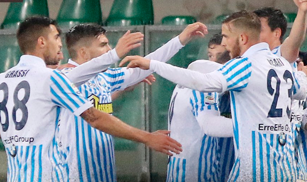 Дубль Будимира не спас Кротоне от поражения в матче со СПАЛом