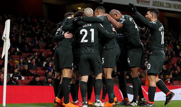 игроки манчестер сити празднуют очередное взятие ворот, getty images