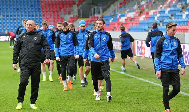 Виктория, twitter.com/fcviktorkaplzen