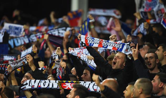 Болельщики Лиона устроили беспорядки перед матчем с ЦСКА, Getty Images