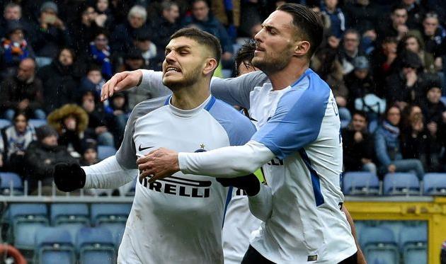 Мауро Икарди (слева) - герой матча, twitter.com/inter