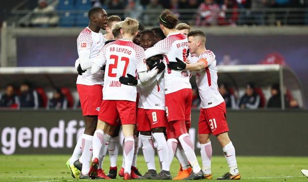 Радость игроков Лейпцига, twitter.com/dierotenbullen