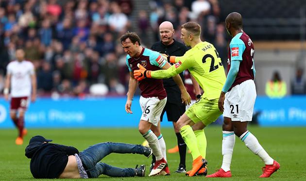 Болельщик и Марк Нобл, getty images