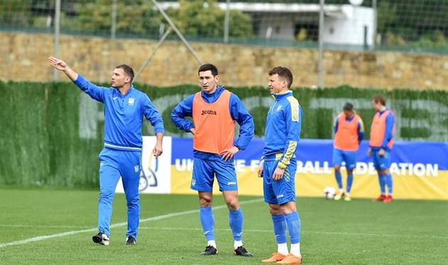 Сборная Украины отправилась на матч против Японии, фото: ФФУ