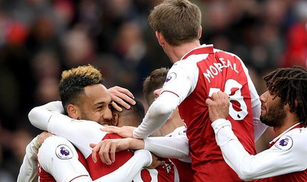 радость игроков арсенала, getty images