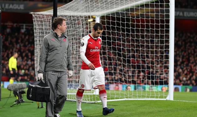 Венгер: У Мхитаряна травма колена