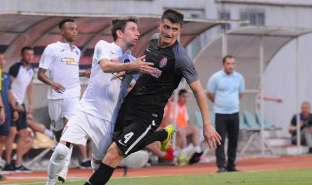 Василий Прийма (справа), фото фк заря