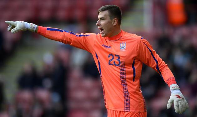 Андрей Лунин