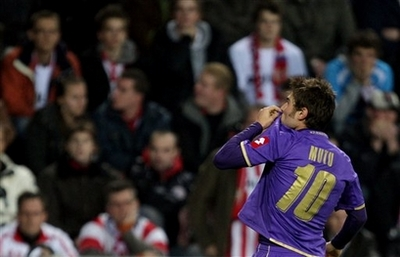 Герой, герой, спору нет, AP