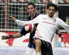 Амаури против Матерацци,  Reuters