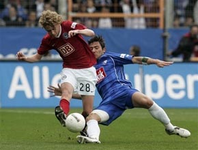 За Бохум забил Яхиа (справа), AP 