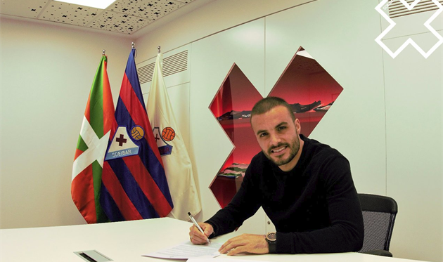 Педро Леон, фото ФК Эйбар