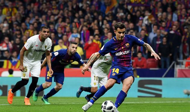 Филиппе Коутиньо забил Севильи с пенальти, Getty Images