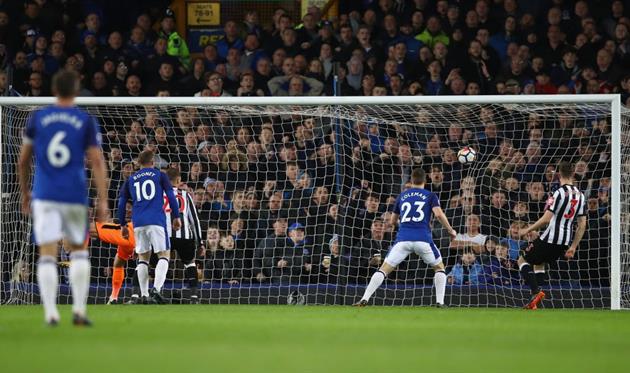 Эвертон - Ньюкасл, twitter.com/Everton