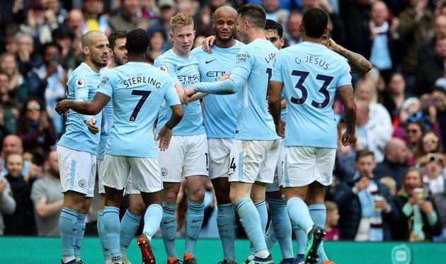 Радость игроков МС, twitter.com/mancity