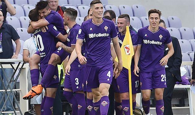 радость игроков фиорентины, getty images