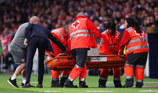 Косельни уносят с поля, getty images