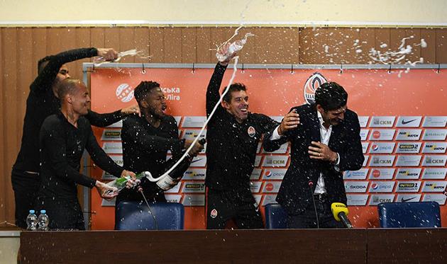 фото фк шахтер