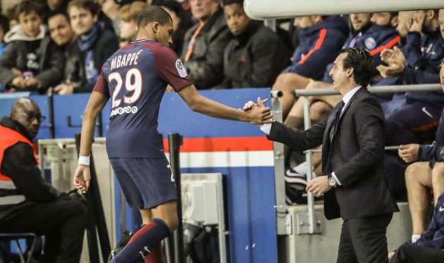 Килиан Мбаппе и Унаи Эмери, EPA