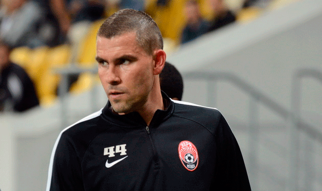 Заря продлила контракт с Чечером