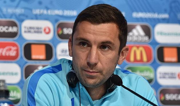 Дарио Срна, фото фк шахтер