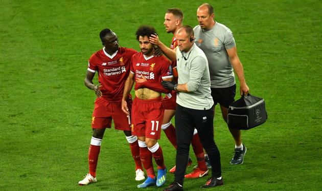 Мохаммед Салах покидает поле в финале ЛЧ, Getty Images